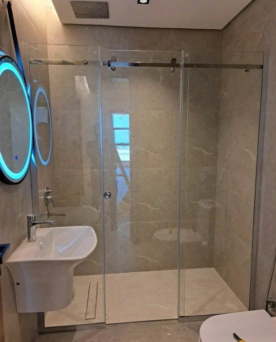 زجاج سكريت كبائن شاور الحمامات — 15