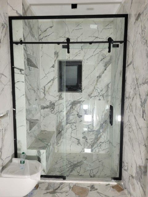 زجاج سكريت كبائن شاور الحمامات — 17