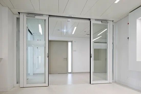 أبواب زجاج سكريت أوتوماتيكية — 01