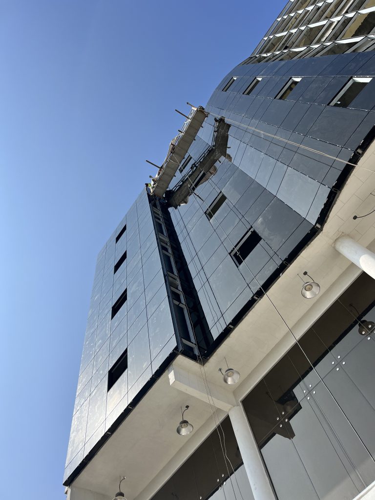 ألمنيوم — 16