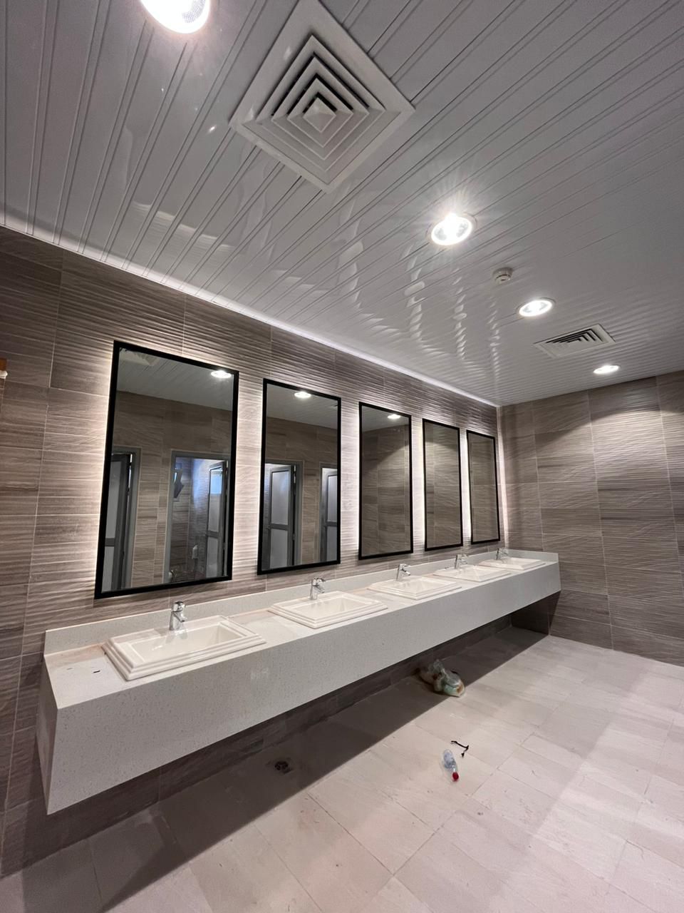 المرايا — 05