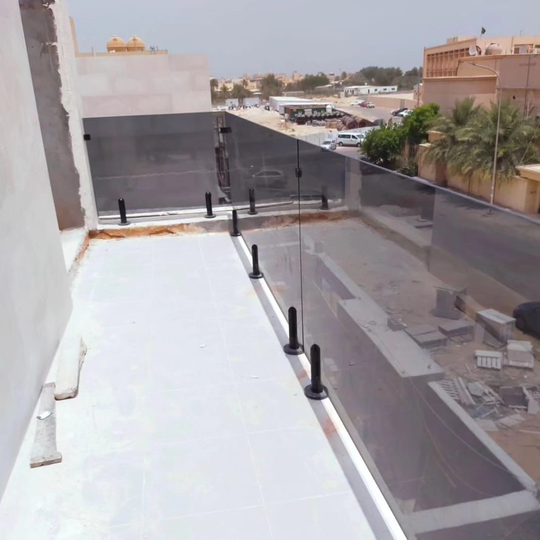 زجاج سكريت دربزين الدرج — 01