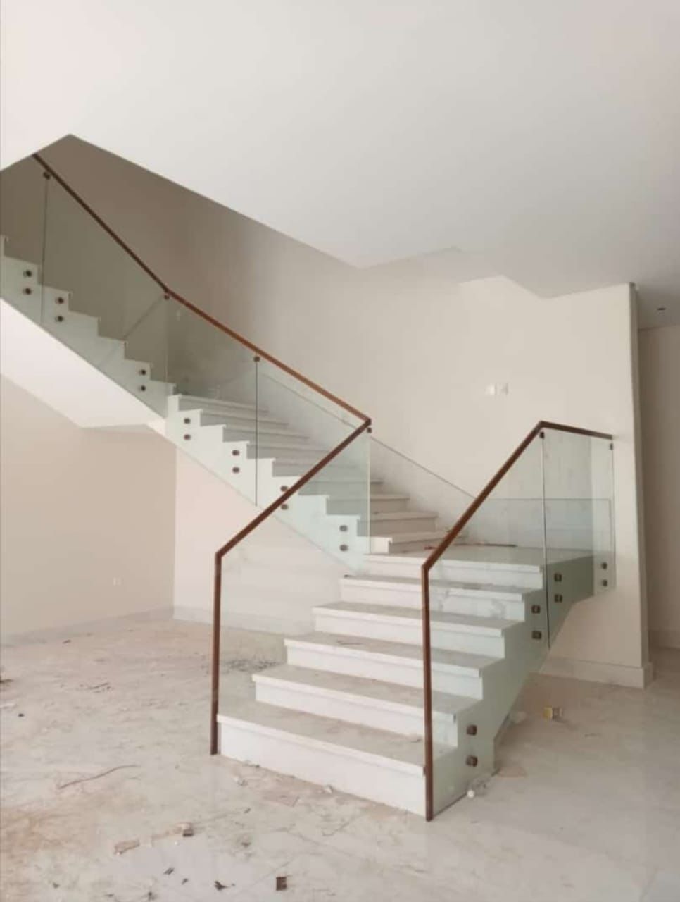 زجاج سكريت دربزين الدرج — 08